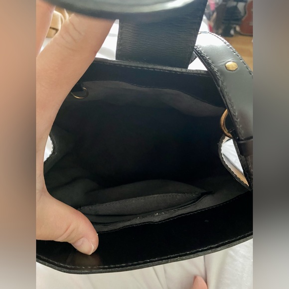 LV Epi Cluny shoulder bag - Picture 12 of 13